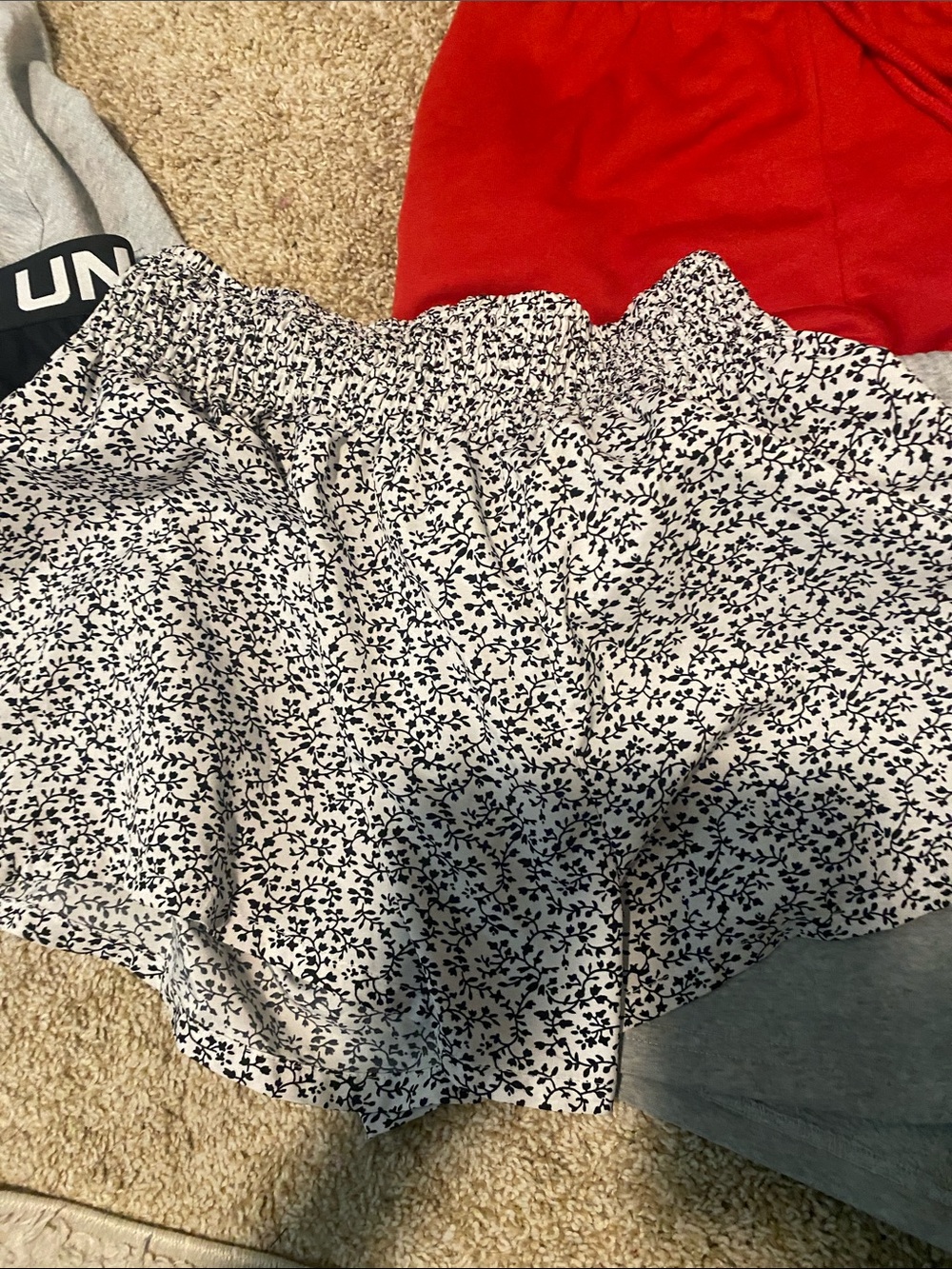 Large shorts bundle - Picture 4 of 5
